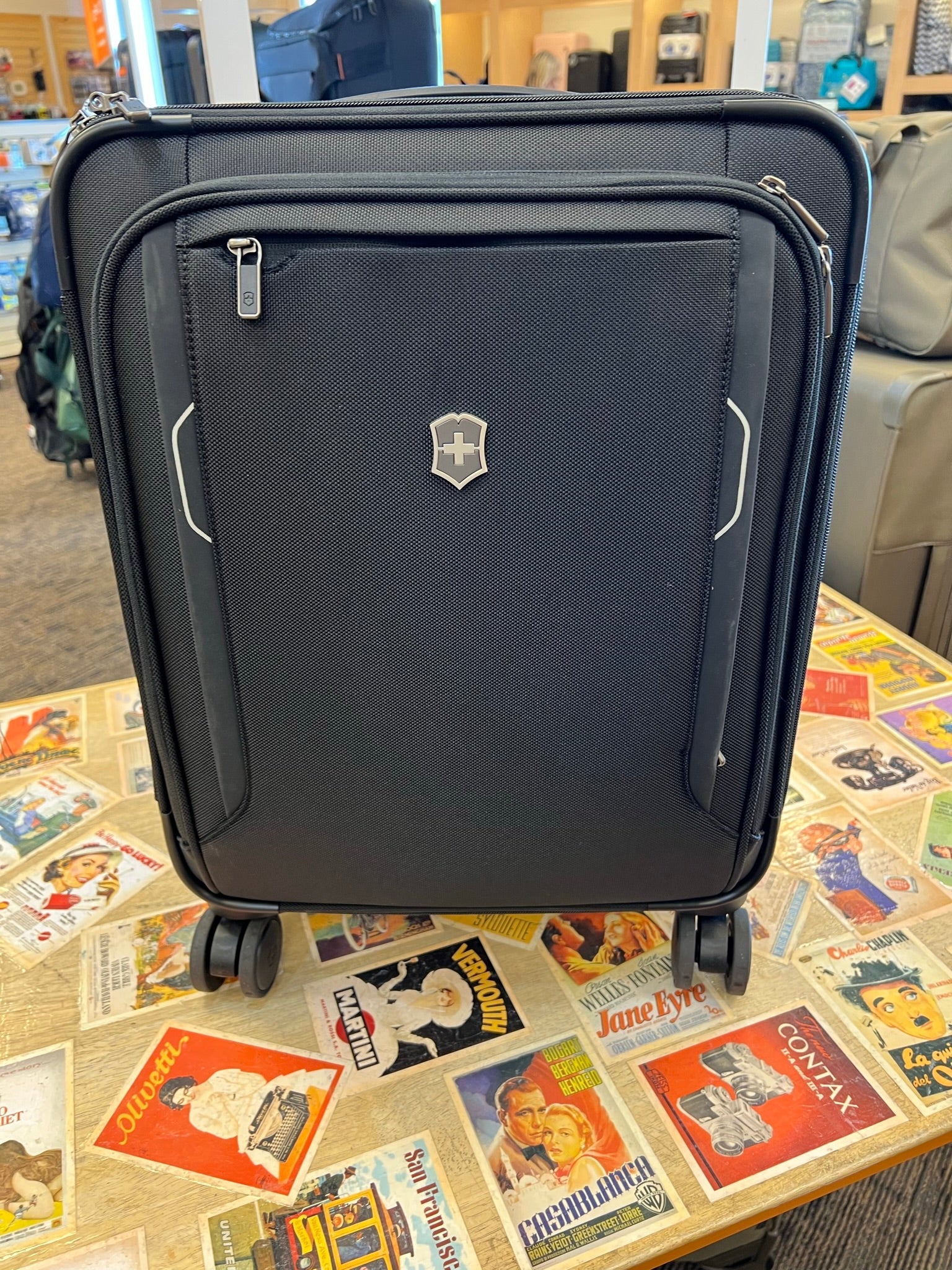*DISCONTINUED* Victorinox Werks Traveler 6.0 Softside Global Carry-On Spinner