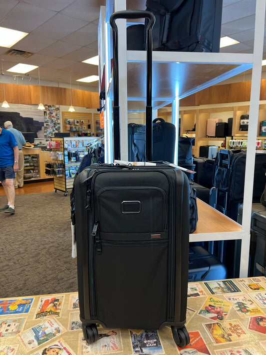 TUMI Alpha 3 International Dual Access Softsided Spinner Carry-On