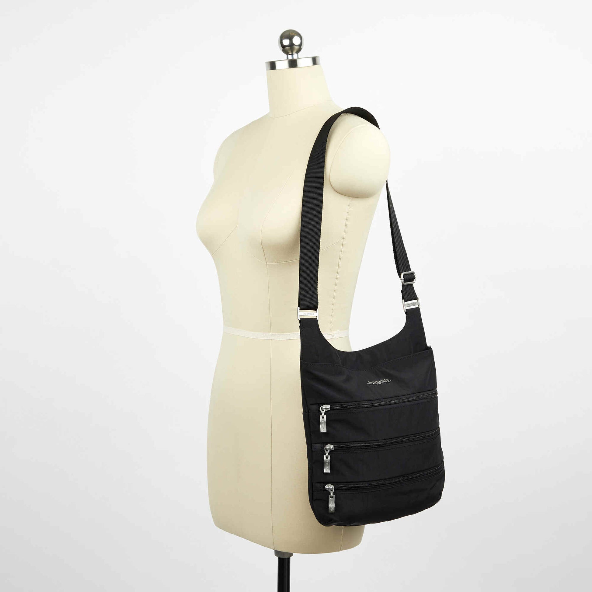 On Sale - Baggallini Big Zipper Bagg/Purse With RFID