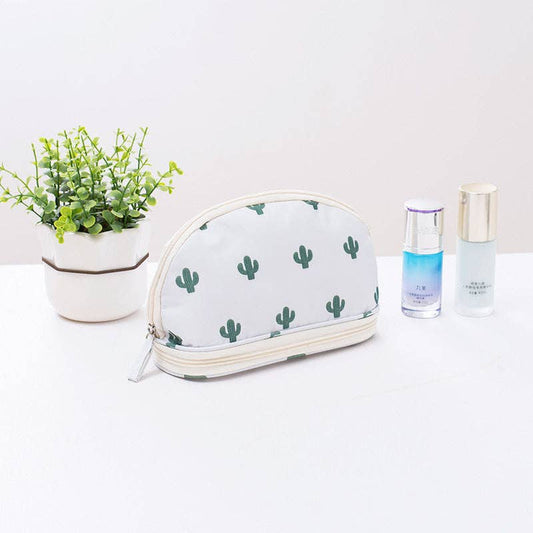 On Sale- Cactus Portable Makeup Bag- $5.00 Cactus