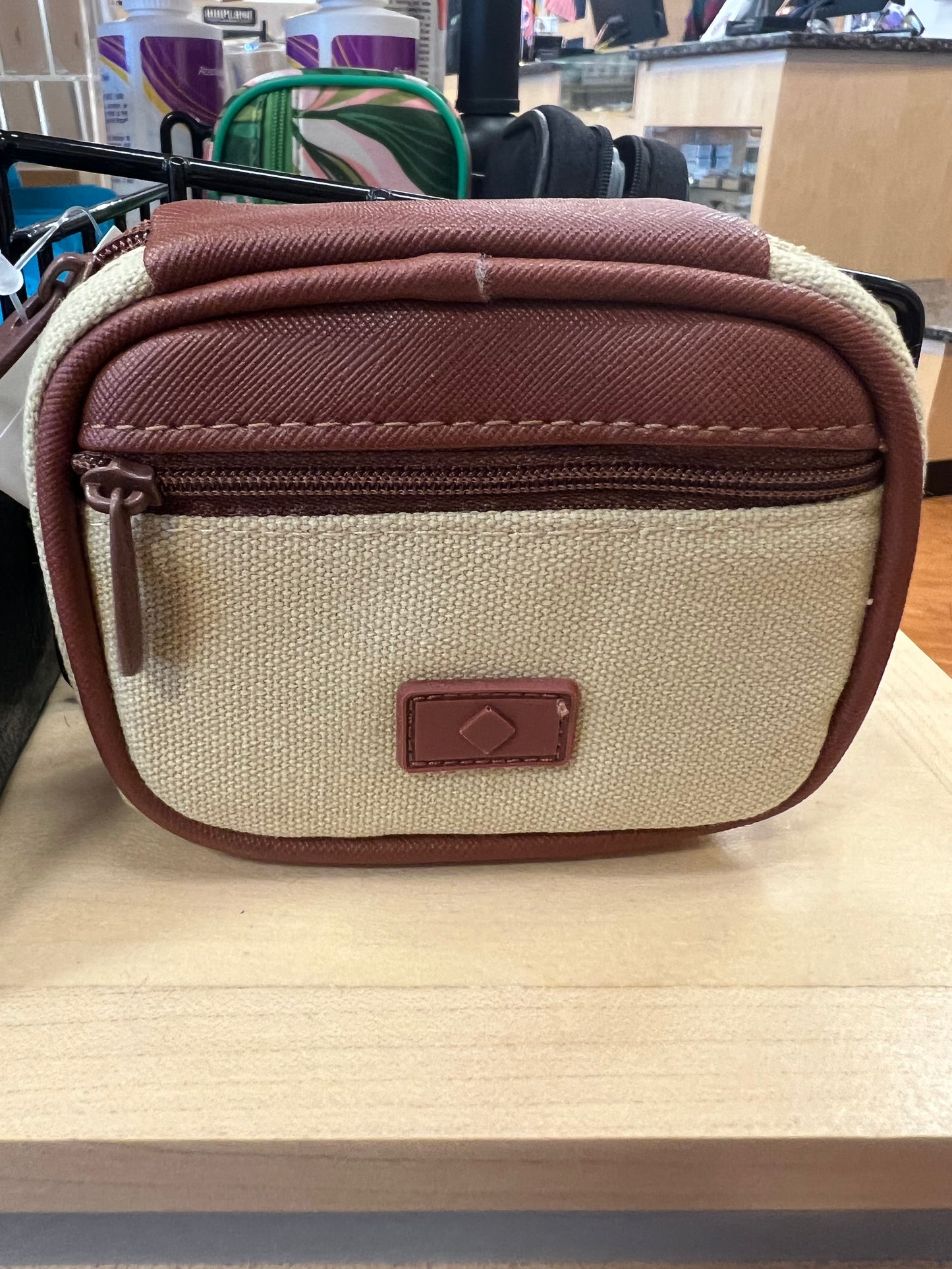 Travel Pill Case/Organizer (Tan)