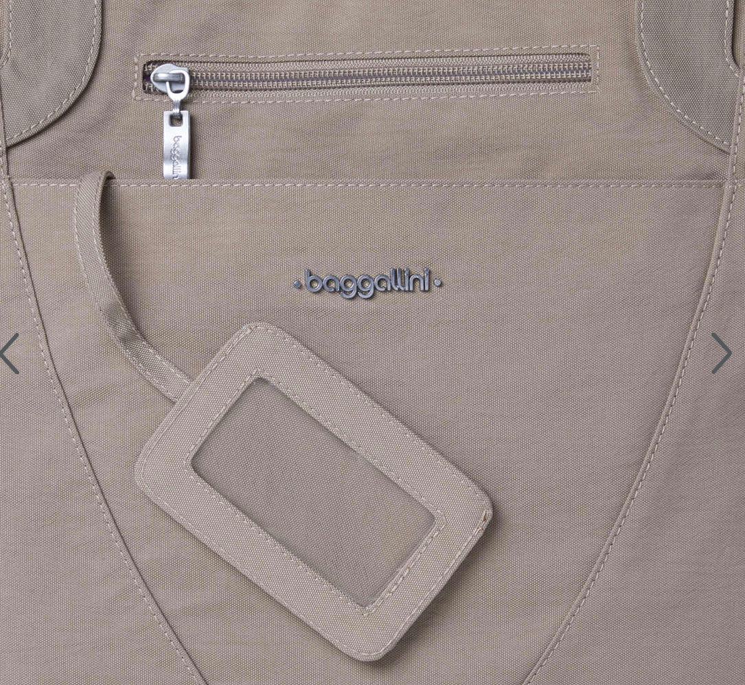 Baggallini Avenue Tote