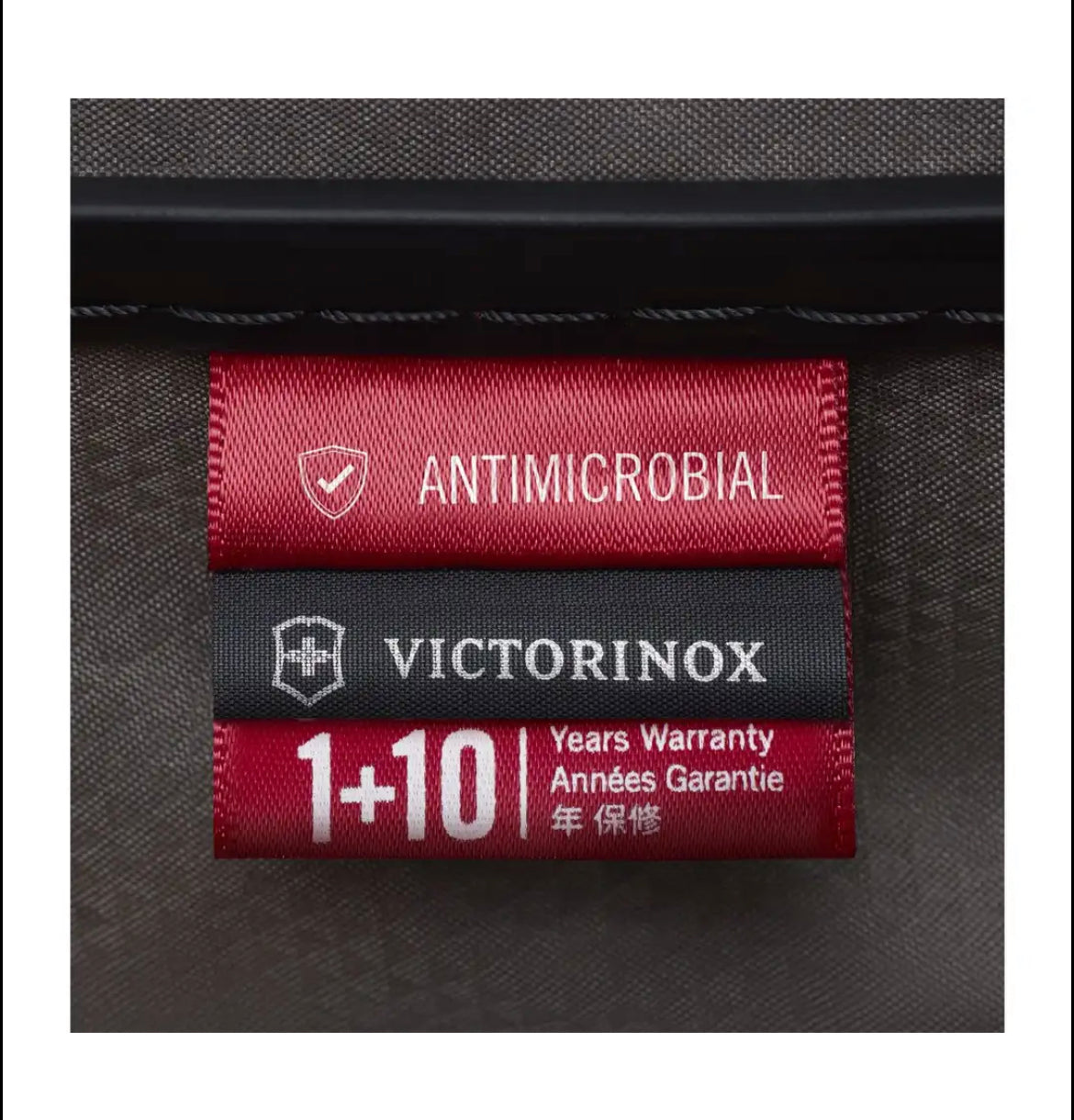 Victorinox Spectra 3.0 Hardside Expandable 30” Large Check-In Spinner (Free Personalization)