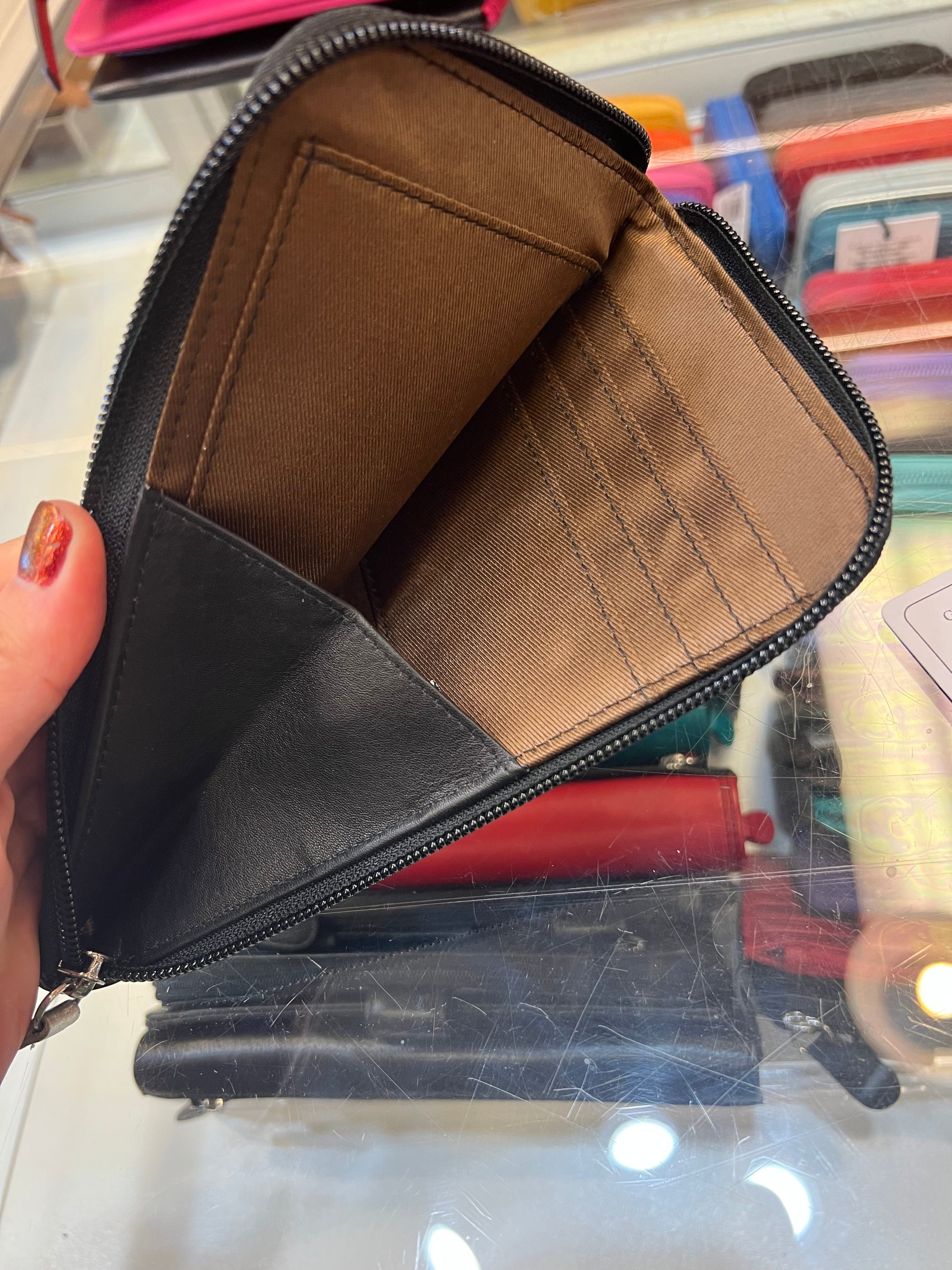 ili New York Large Leather Glasses Case- 6200