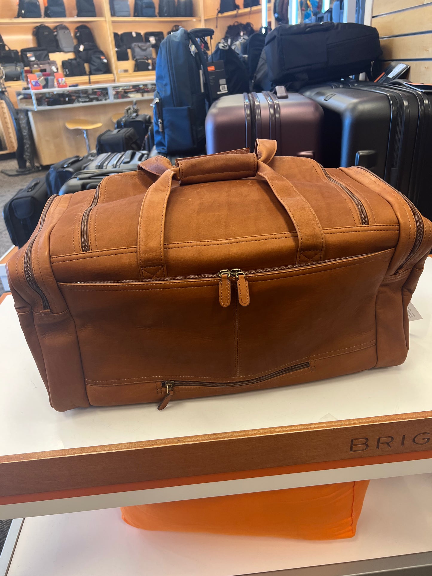 Dorado Vaquetta Leather 21" Zippered Duffel Bag