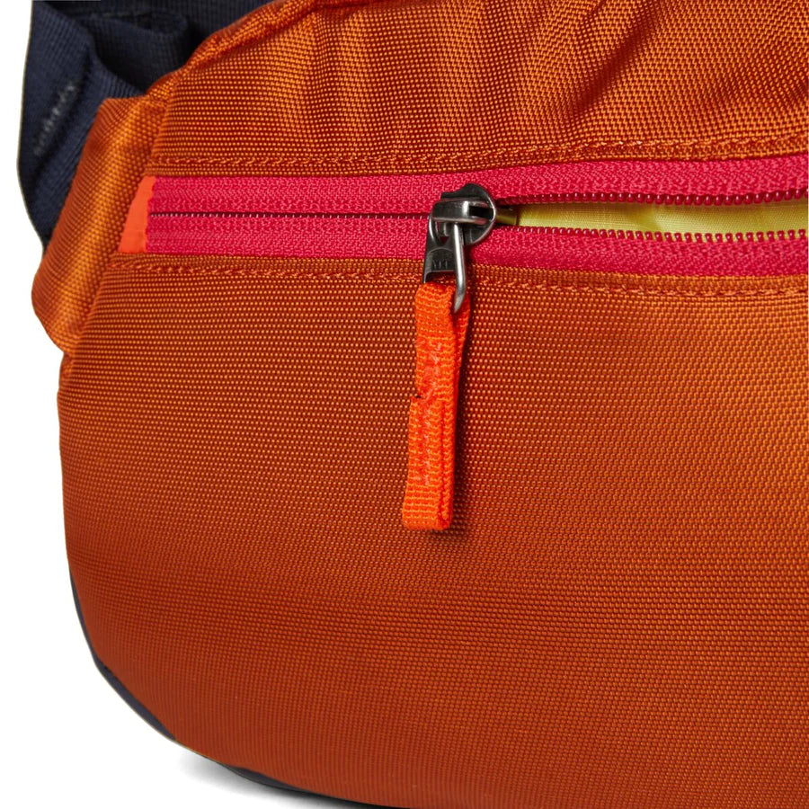 Cotopaxi Coso 2L Hip Pack - Cada Día