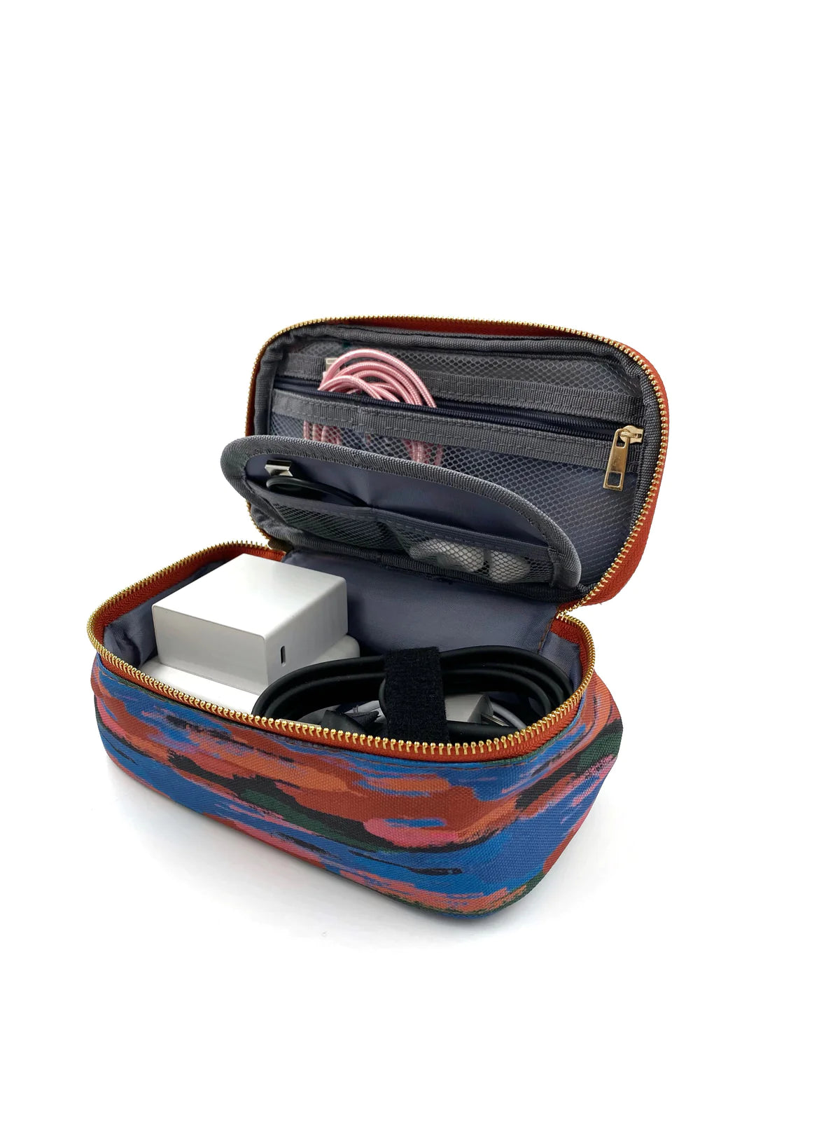 Ms. Jetsetter- Tech Organizer