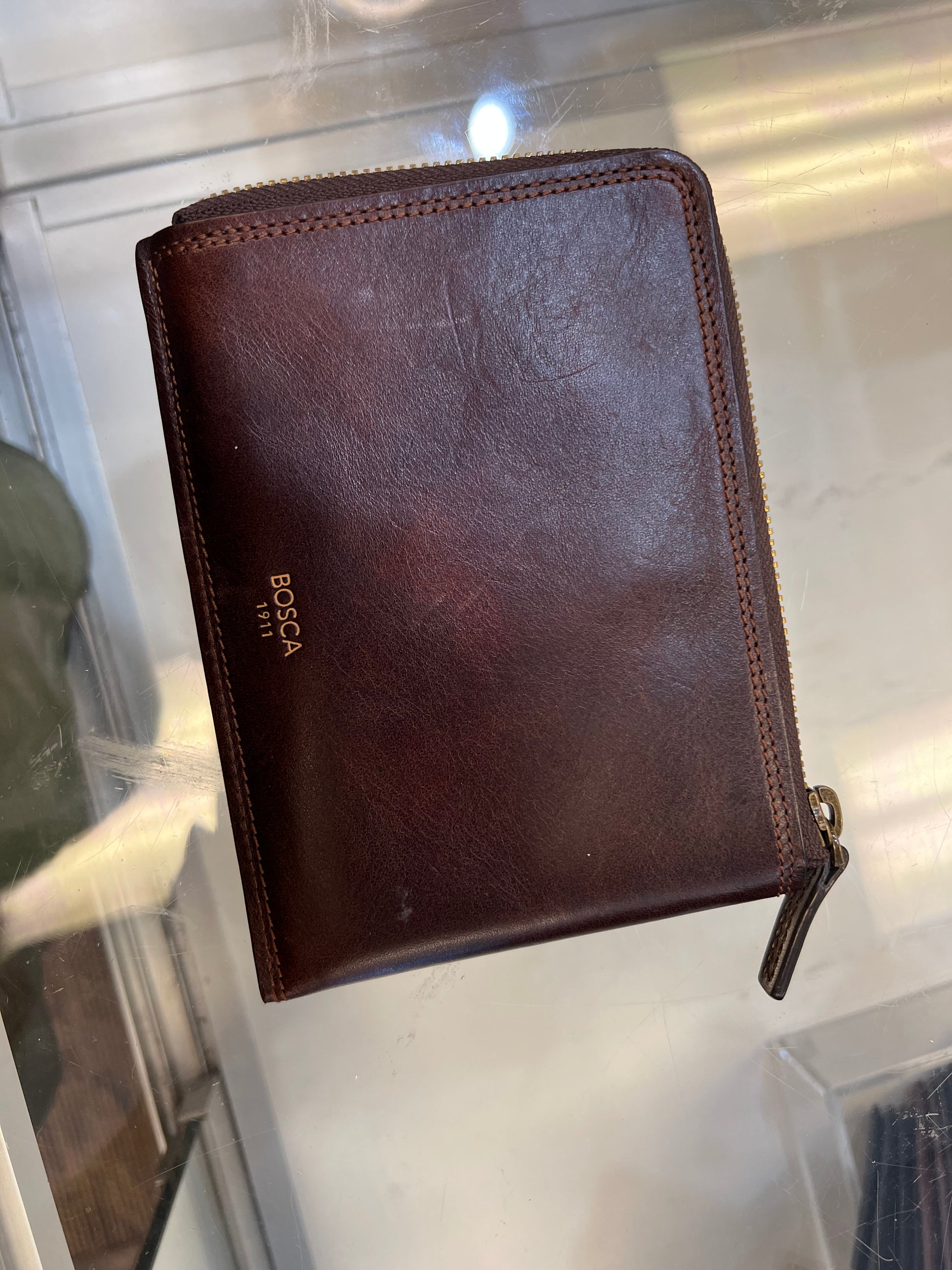 Bosca Dolce Zippered Leather Wallet Dark Brown