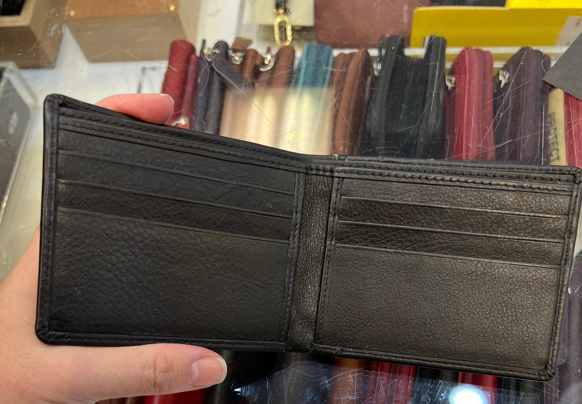 ili New York Slim Leather RFID Bifold Leather Wallet (Black)