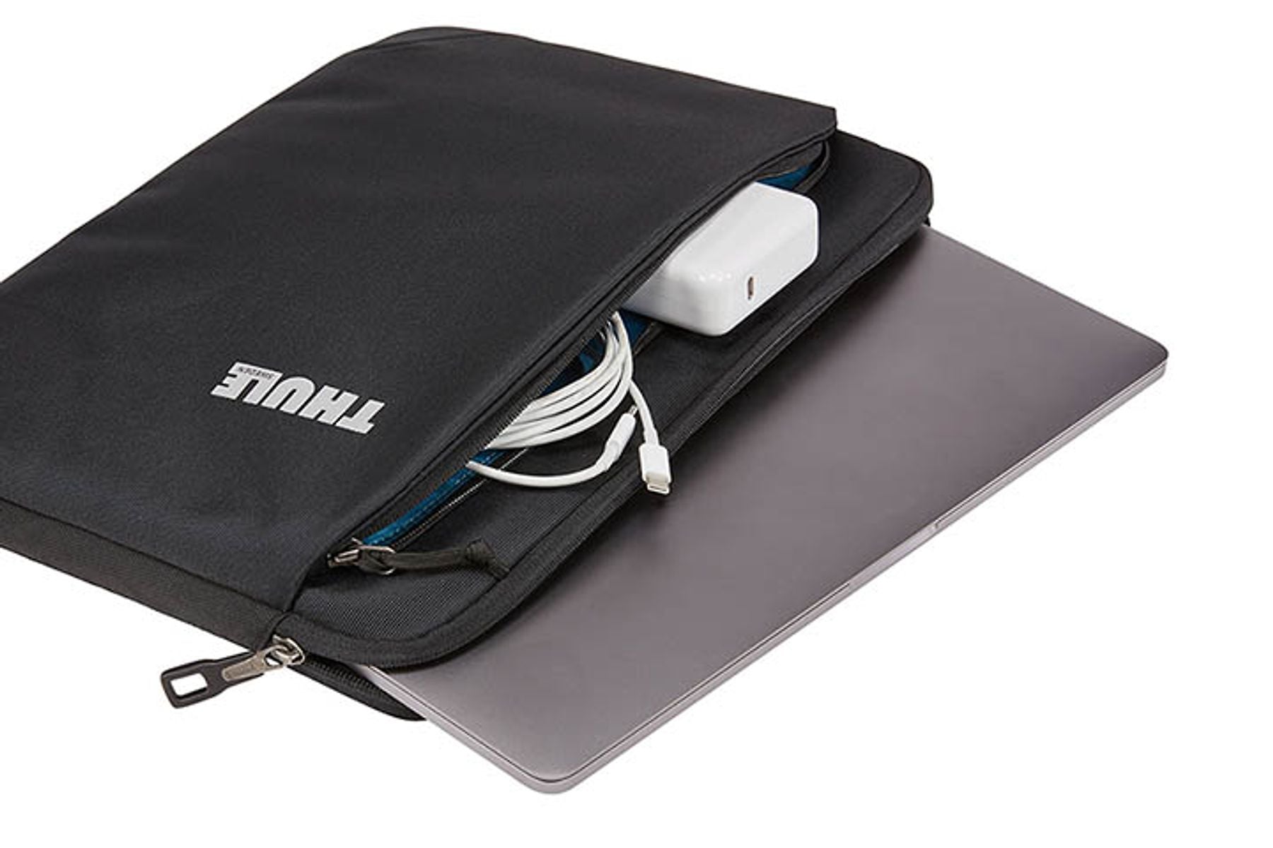 Thule Subterra laptop sleeve MacBook® 15" black