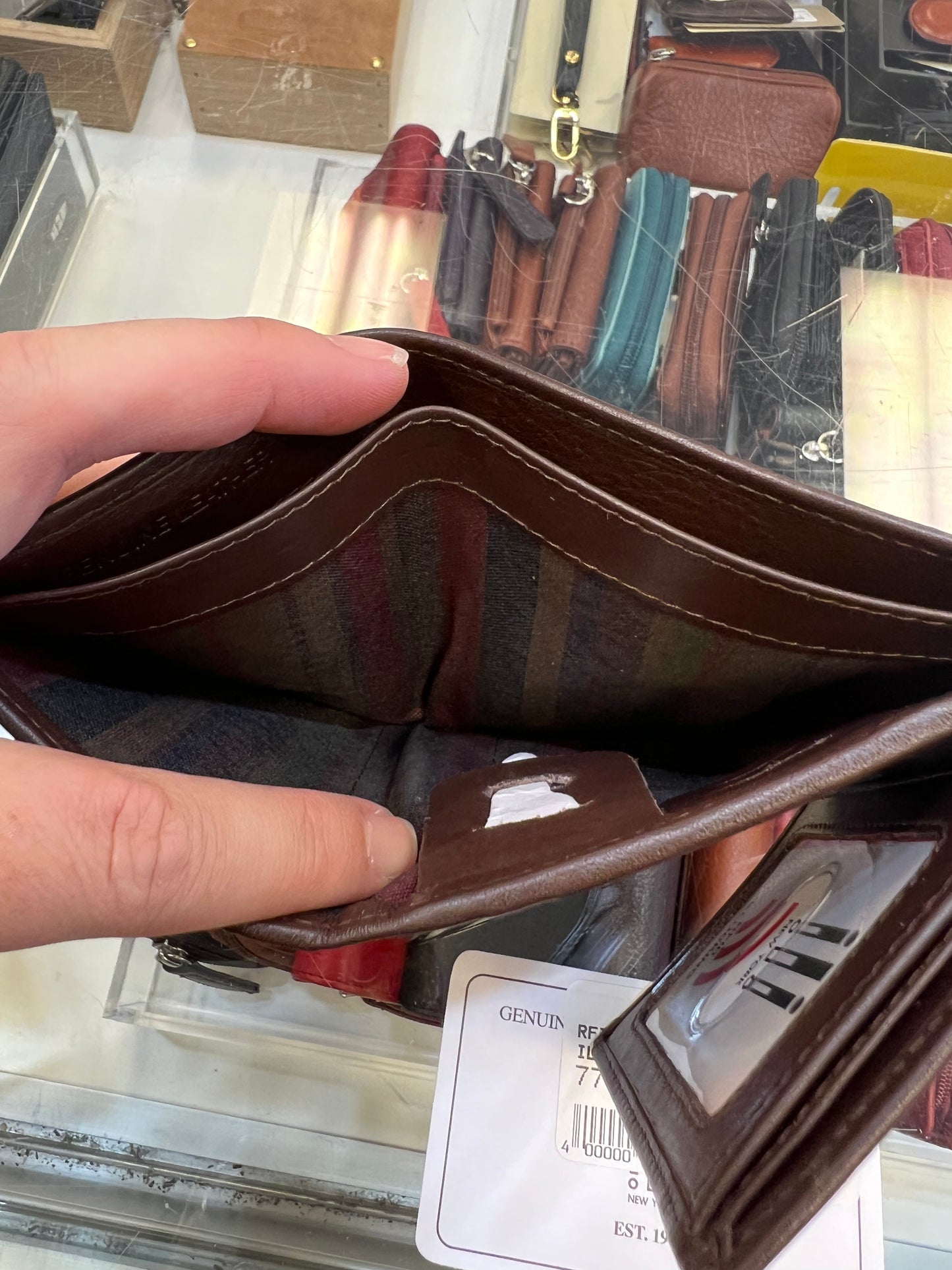 ili New York RFID Trifold Leather Wallet (Brown)