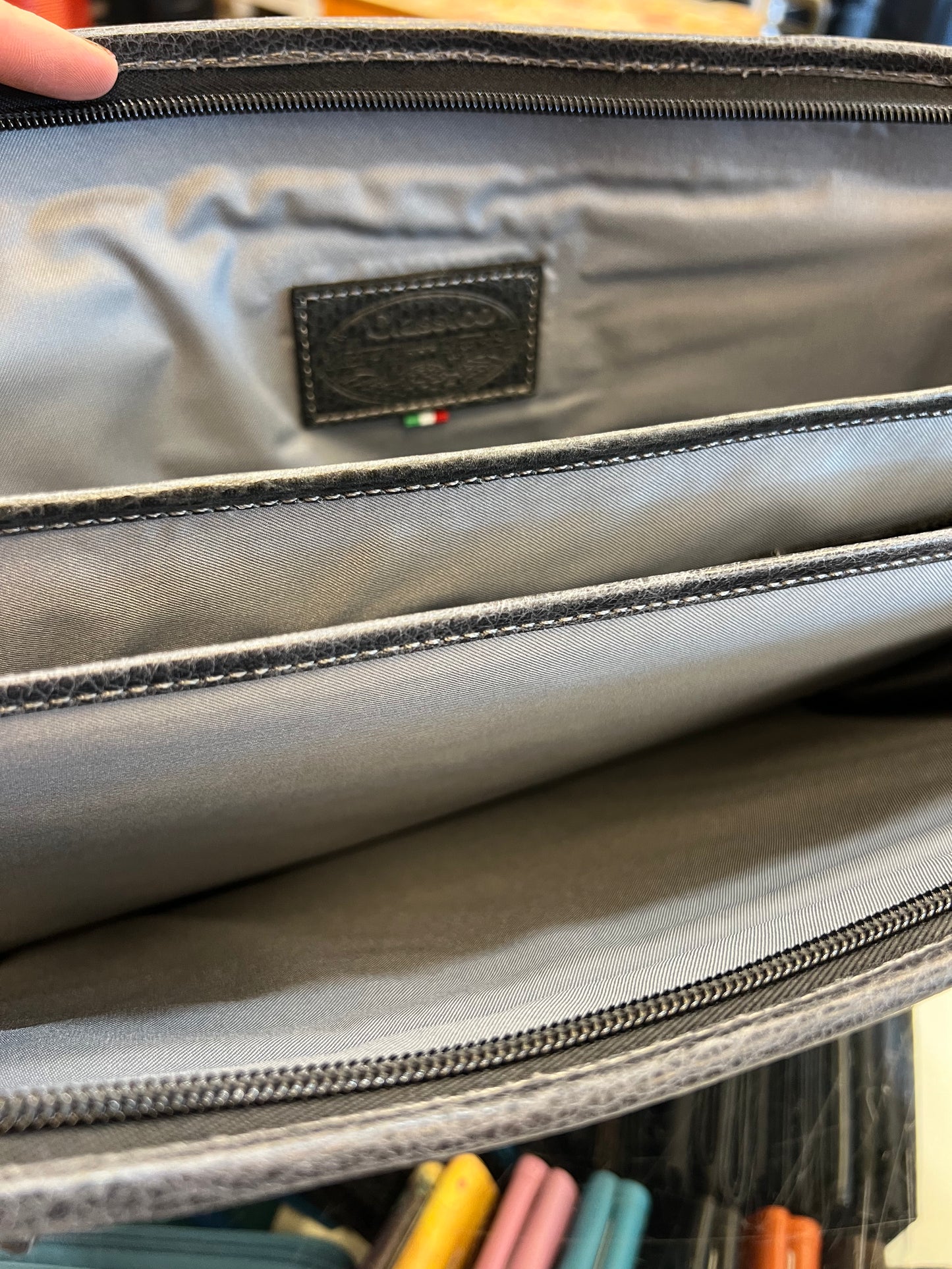 Classico Leather 3 Way Zippered Portfolio