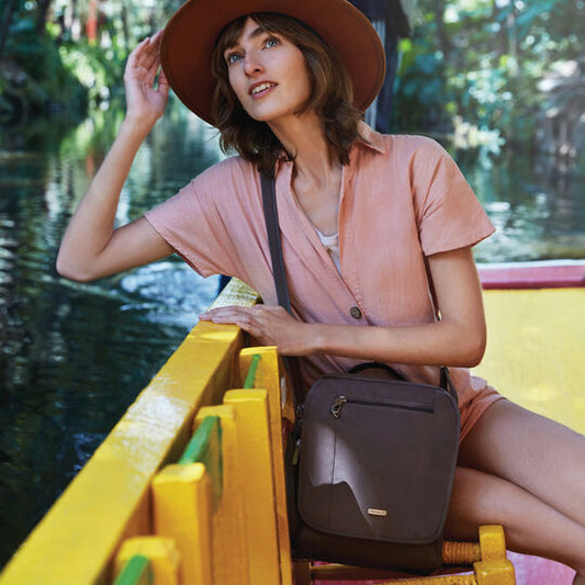 Travelon RFID Anti-Theft Classic Tour Crossbody