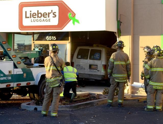 Van Crash Lieber's Luggage