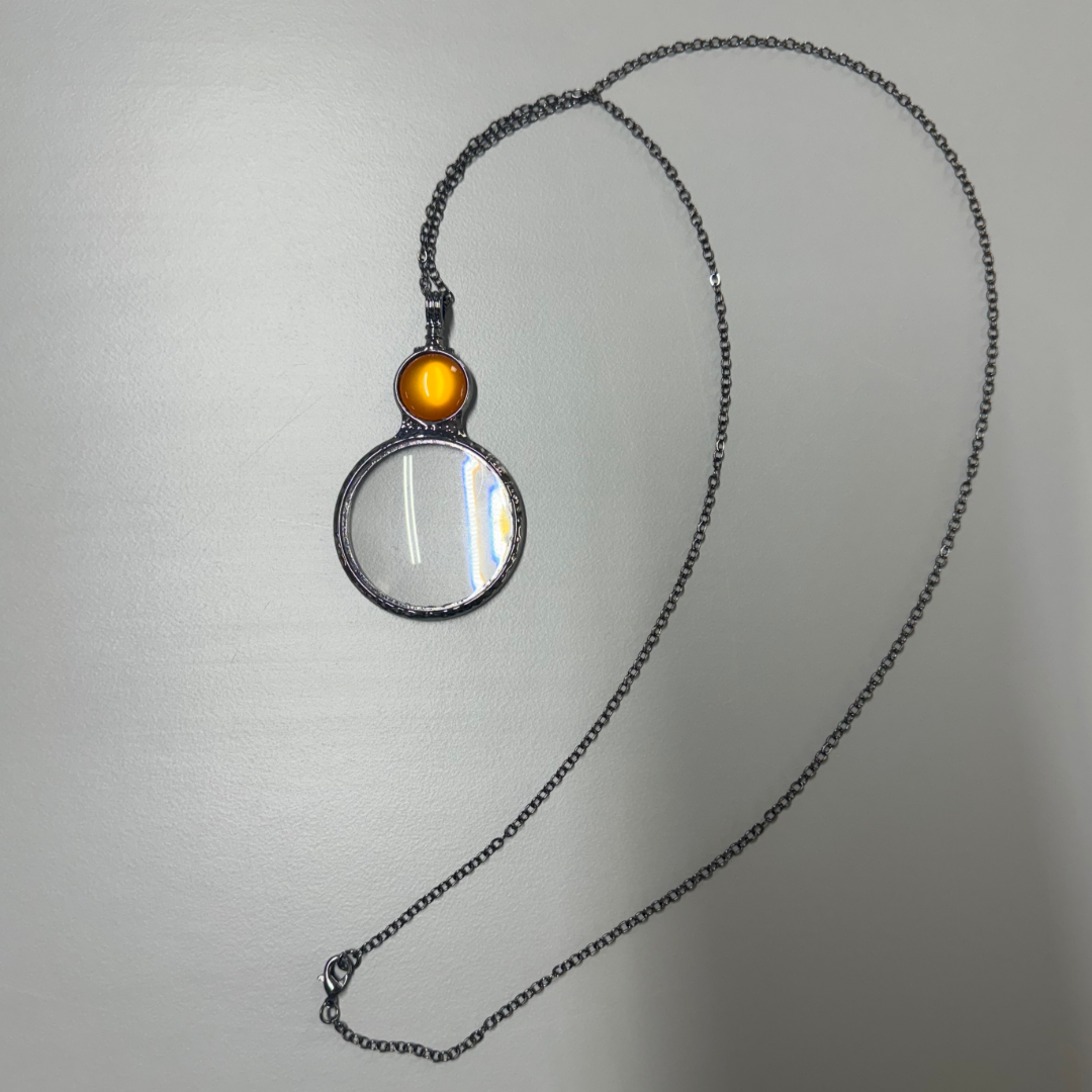 Acrylic & Glass Necklace Magnifier