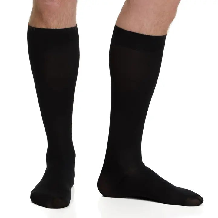 VIM & VIGR 15-20 Mmhg Moisture-Wick Nylon Compression Socks Solid