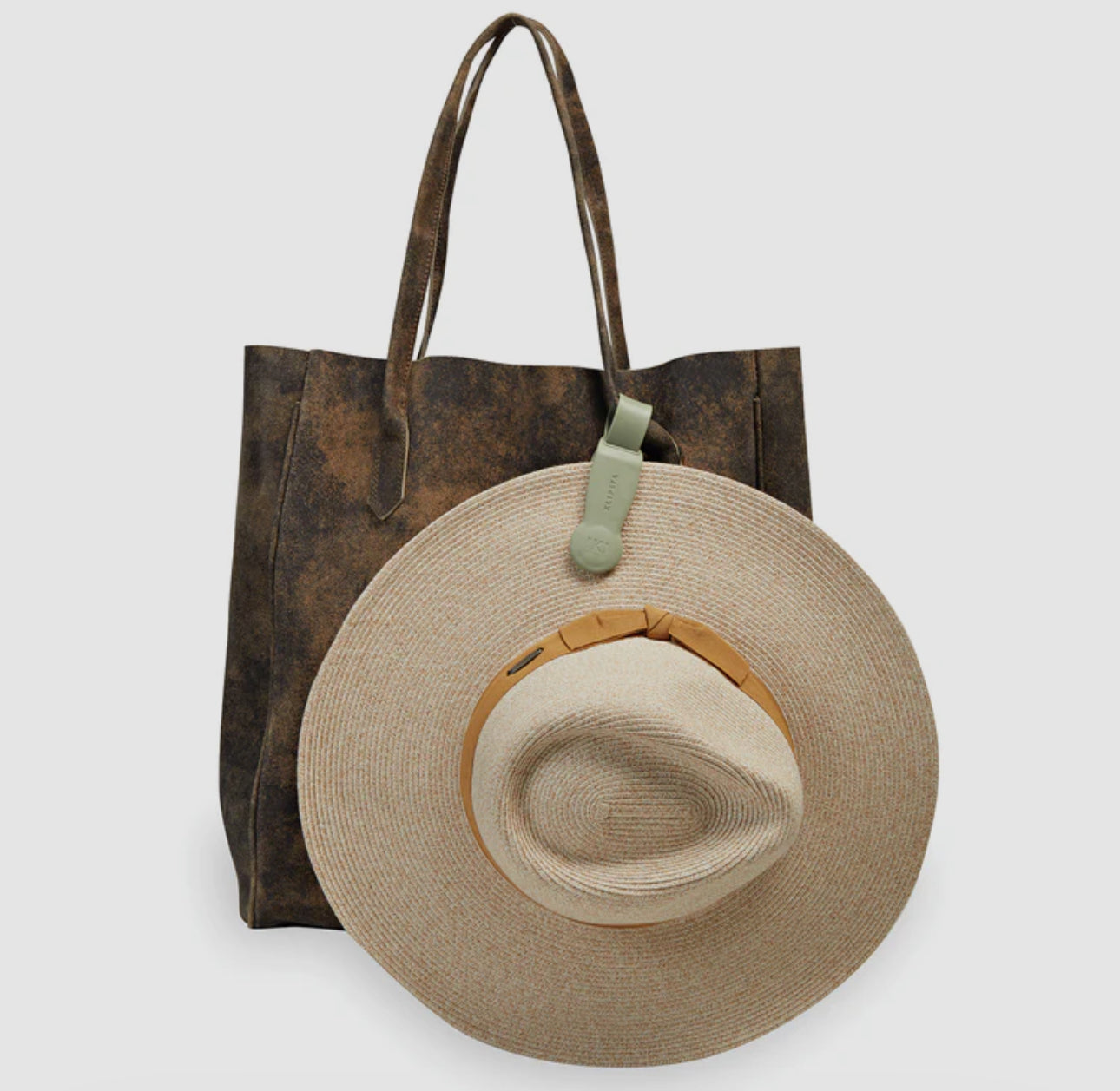 Wallaroo Hat Clip Green