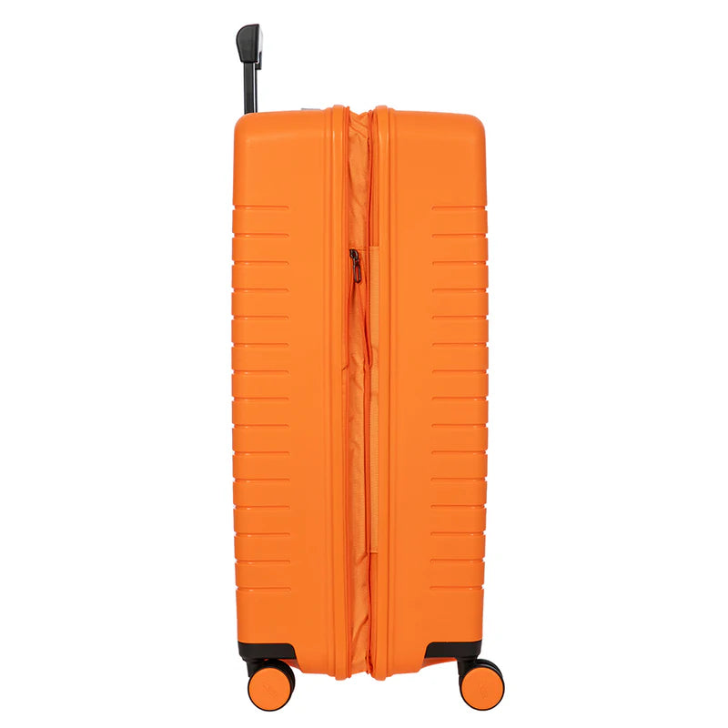 On Sale- Bric's Ulisse 30" Large Checked Hardsided Expandable Spinner