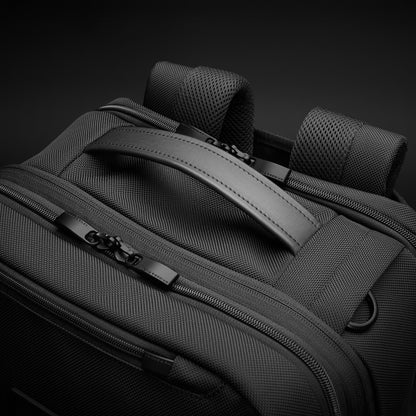 Briggs & Riley Baseline Medium Convertible Backpack with laptop compartment and trolley passthrough