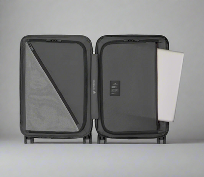 Victorinox Airox ADVANCED Frequent Flyer PLUS Hardside Carry-On Spinner