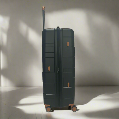 Lieber's Luggage® Legacy Expandable 31" Hardside Spinner (Free Monogram, USA Assembled)