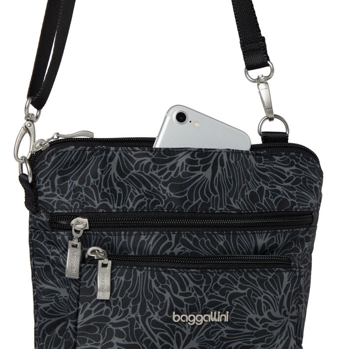 Baggallini Modern RFID Pocket Crossbody