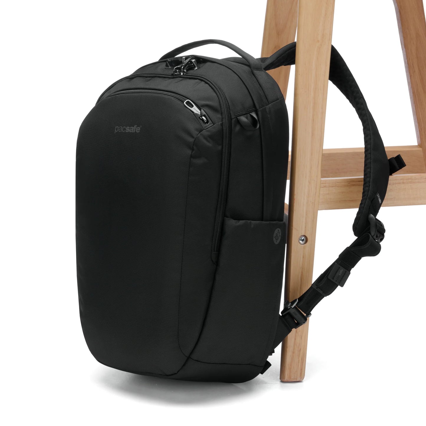 Pacsafe® V 26L Anti-Theft RFID Tour Backpack