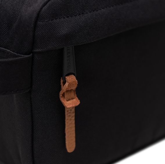 Herschel Chapter Travel Toiletry Kit (5L)