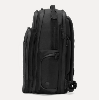 Travelpro Altitude™ Large Expandable Laptop Backpack 30-36L