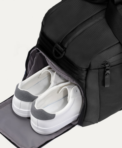 Travelpro® Altitude™ Day-to-Day Duffel