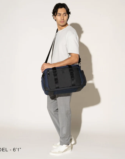 Travelpro® Altitude™ Day-to-Day Duffel