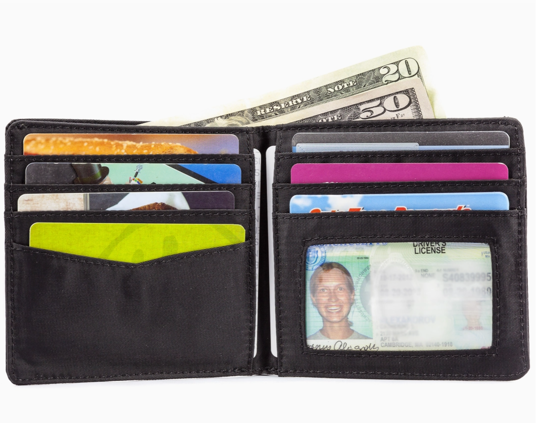 Big Skinny RFID World Wallet w/Zipper