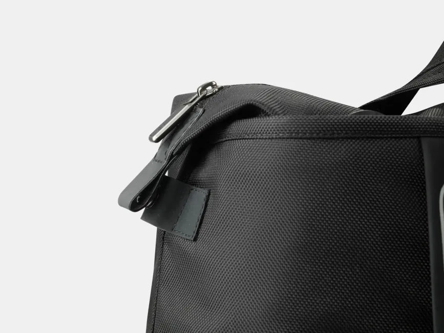 Victorinox Werks Traveler 6.0 Weekender Tote w/ Trolley Sleeve