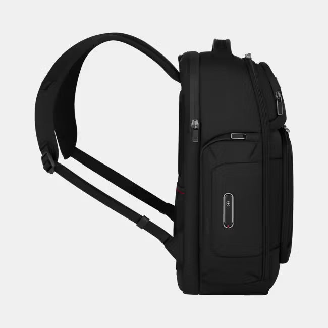 Victorinox Werks 7.0 Deluxe Backpack