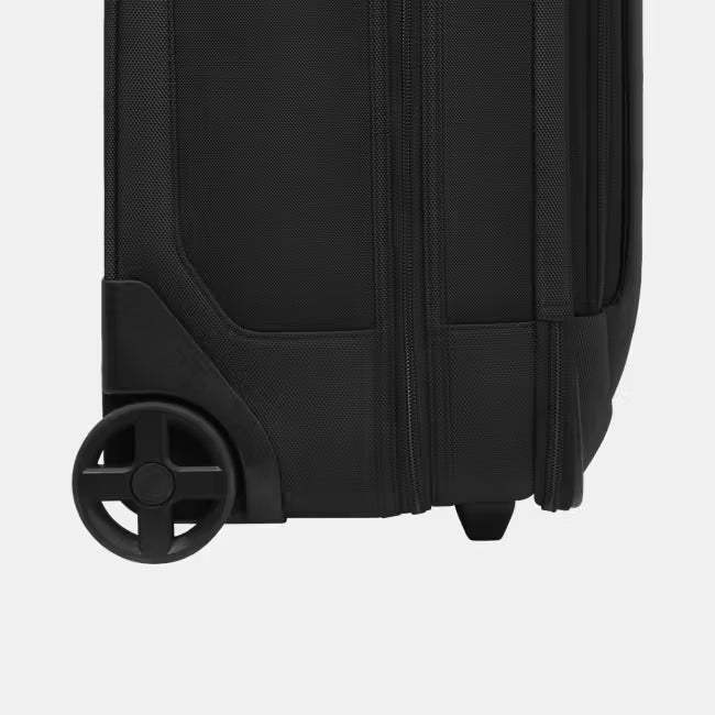 Victorinox Werks 7.0 2-Wheel Frequent Flyer Softsided Carry-On
