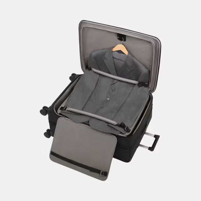 Victorinox Werks 7.0 Large Softsided Spinner
