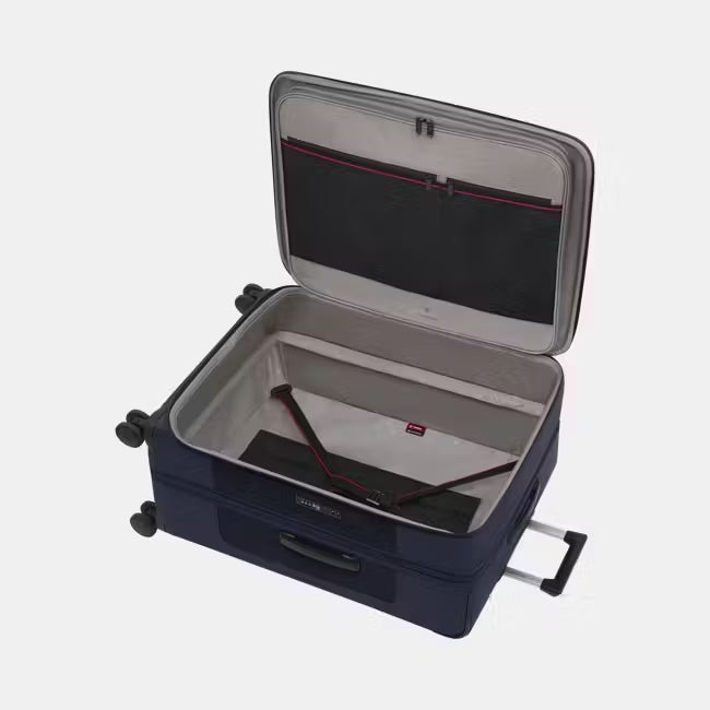 Victorinox Werks 7.0 Large Softsided Spinner