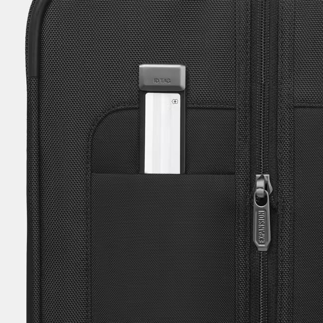 Victorinox Werks 7.0 Medium Softsided Spinner