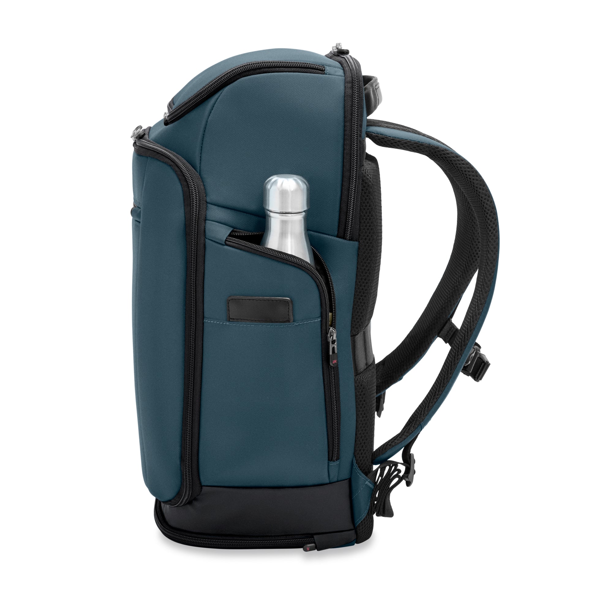 Briggs & Riley ZDX U-Zip Travel Backpack with laptop compartment and trolley passthrough