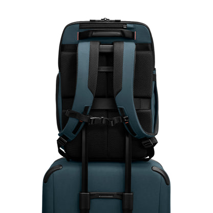 Briggs & Riley ZDX U-Zip Travel Backpack with laptop compartment and trolley passthrough