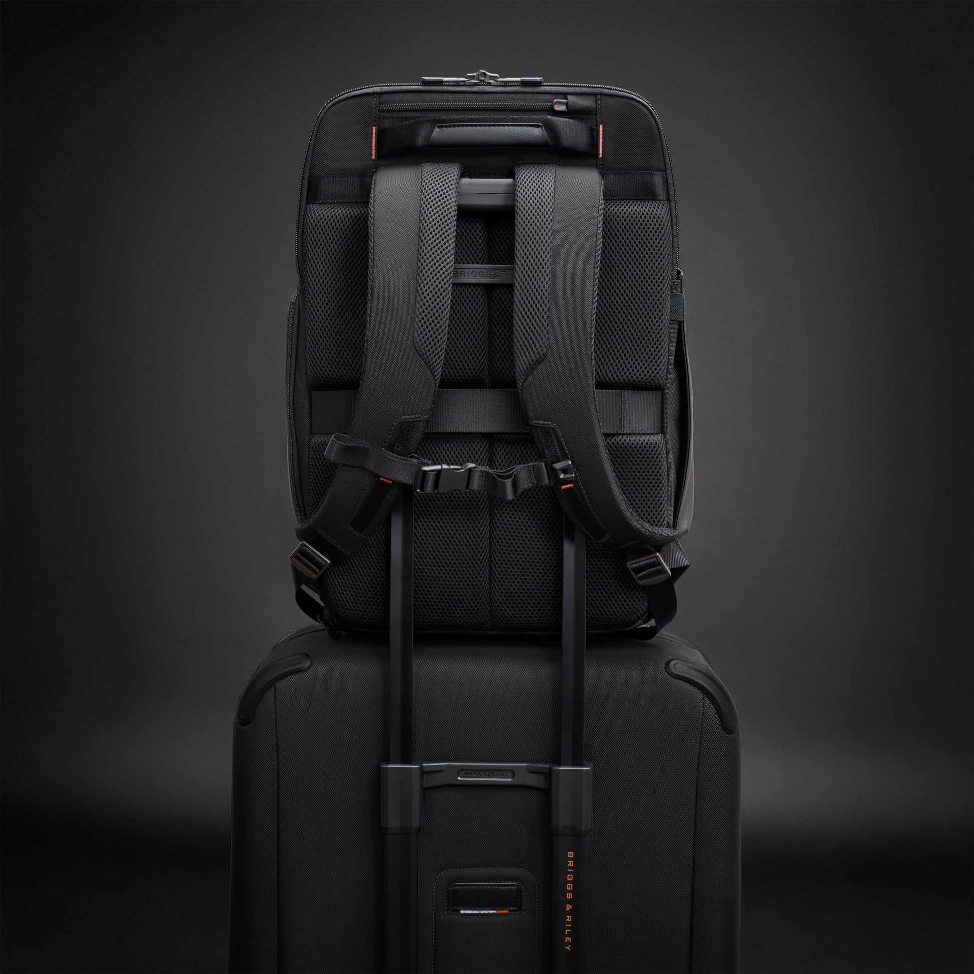 Briggs & Riley ZDX U-Zip Travel Backpack with laptop compartment and trolley passthrough