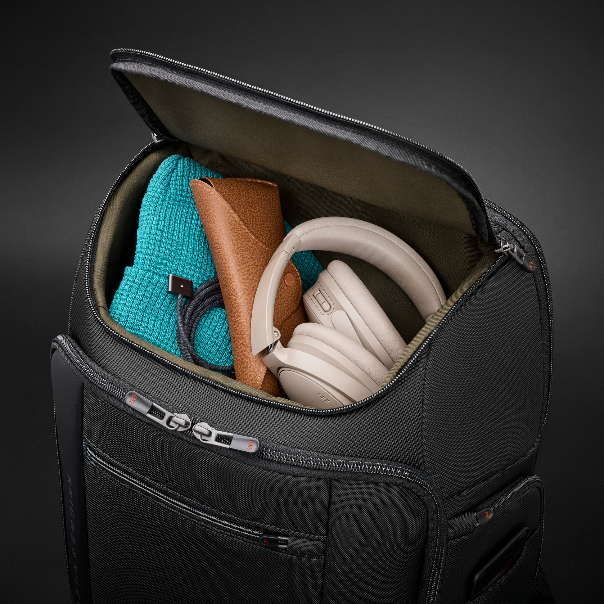 Briggs & Riley ZDX U-Zip Travel Backpack with laptop compartment and trolley passthrough