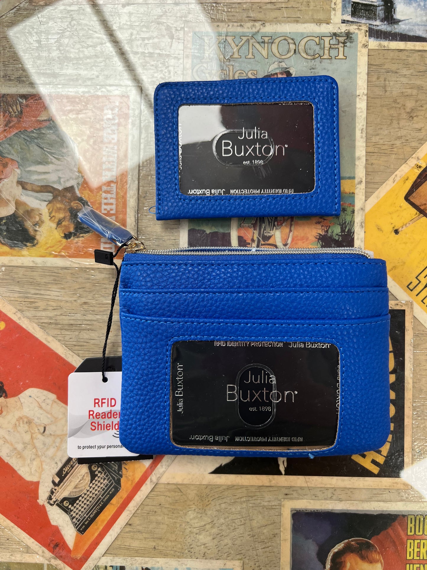 On Sale- Julia Buxton Pebble Vegan Leather RFID Pik-Me-Up Large ID Coin Card Case