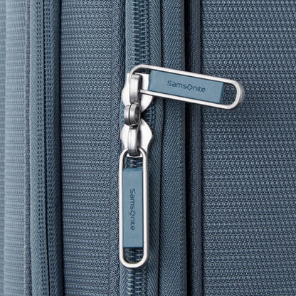 Samsonite UpLIFT 27" Medium Softside Spinner