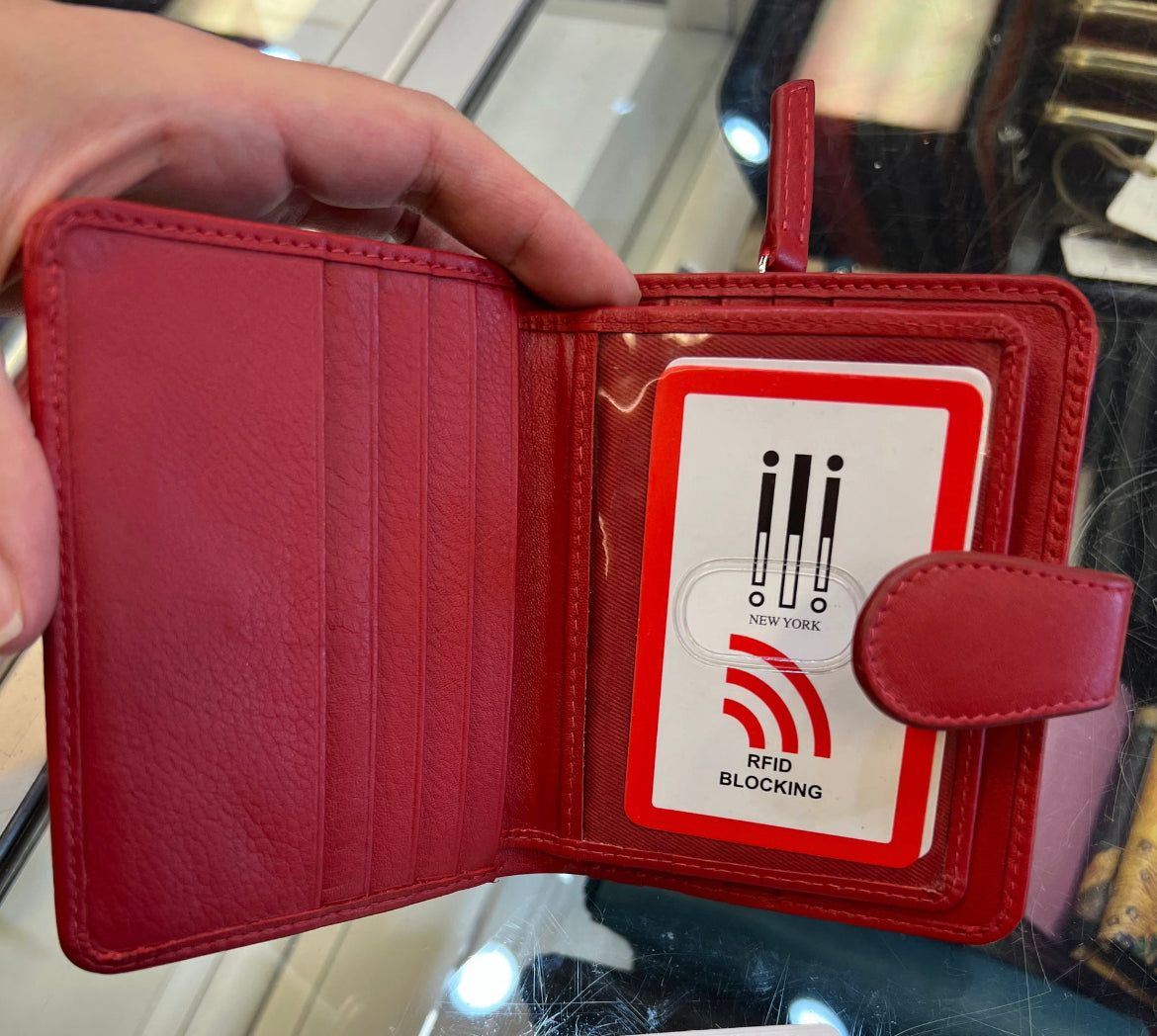 ili New York RFID Small Euro Leather Wallet (Red)