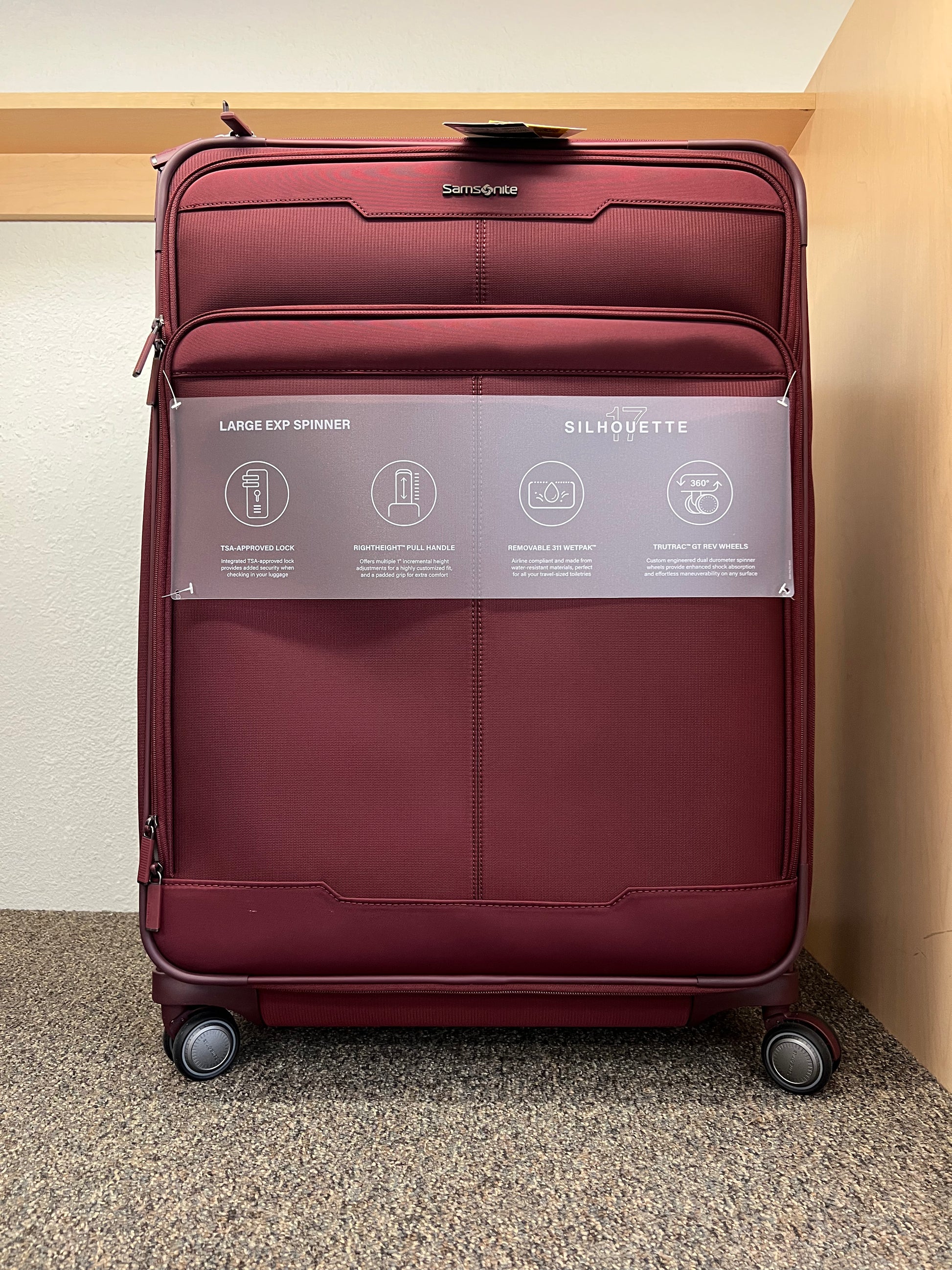 Samsonite wetpak top