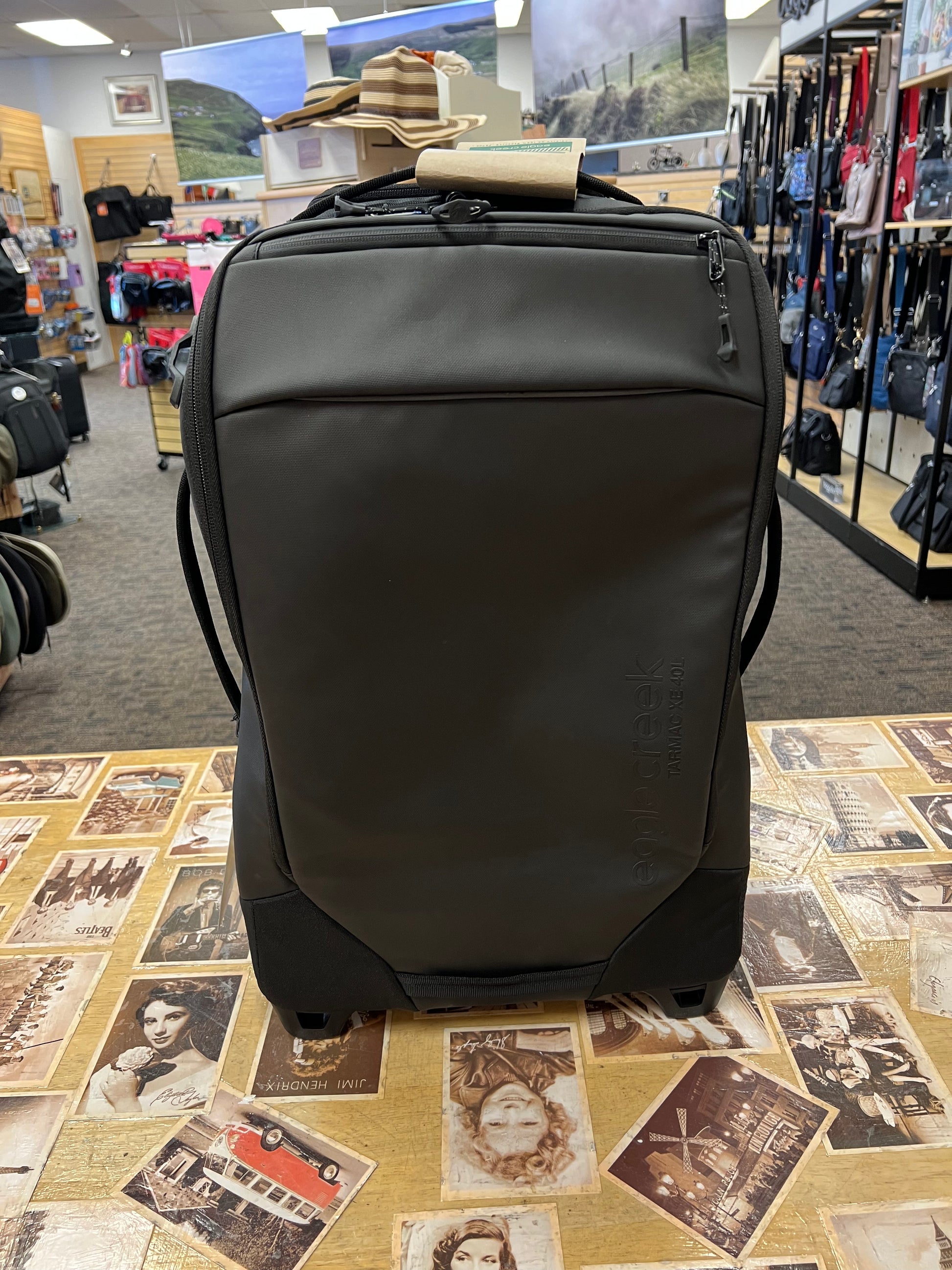 On Sale Eagle Creek 22 TARMAC XE 2 Wheeled Softsided Carry On