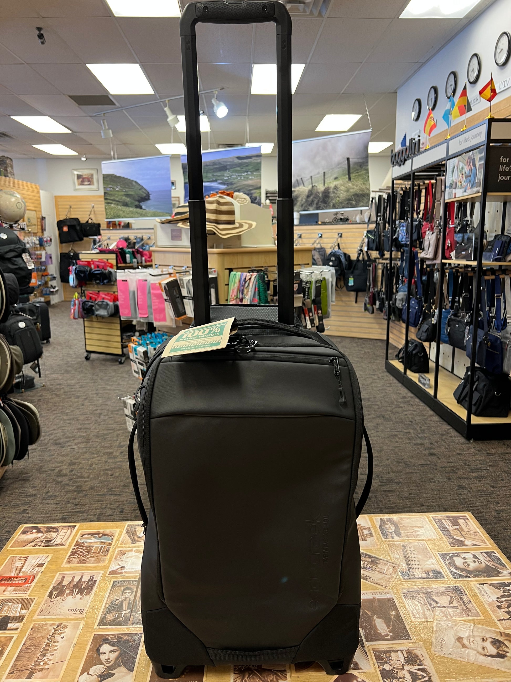 Eagle creek top tarmac luggage