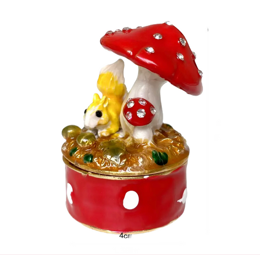 On Sale- Ring/Trinket Treasure Keeper- Mushroom