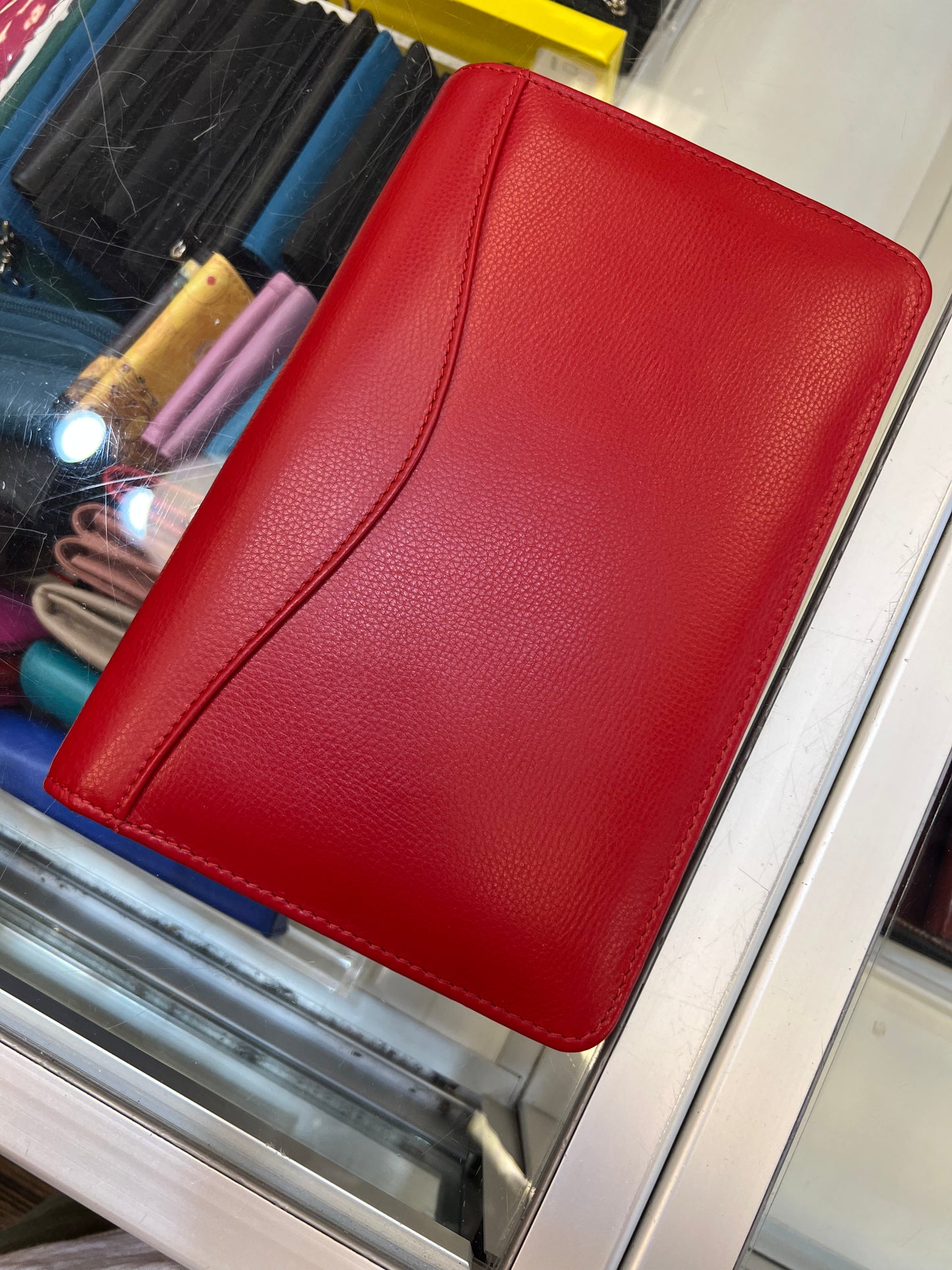 ili New York Small Leather Writing Padfolio (Red)